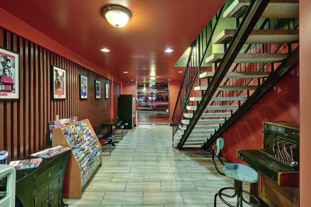 Royal Pagoda Motel Dodger Stadium Los Angeles Exterior foto